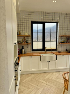 Feridin evi premium house with mountain view